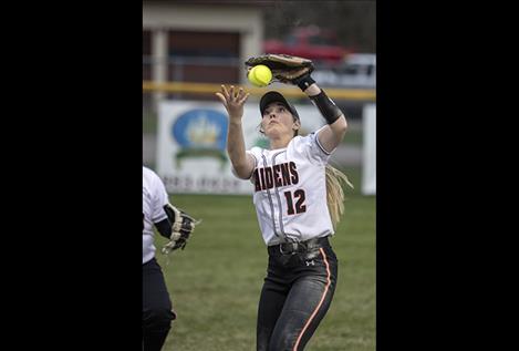 Maiden Madison Clairmont makes a grab for an out.